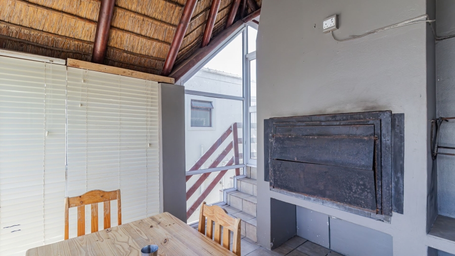 To Let 3 Bedroom Property for Rent in Waterfront Western Cape